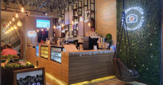 franquia coffee selfie