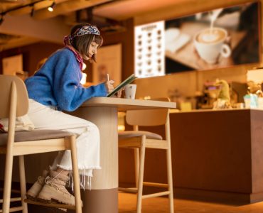 Nestlé loja conceito aplicada ao varejo de experiência com KitKat e Dolce Gusto